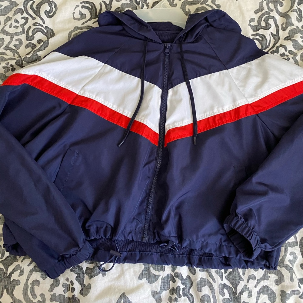 Zip up top